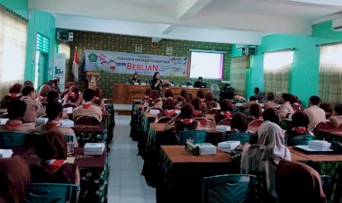 Unit-PPA-Polresta-Sidoarjo-Sosialisasikan-BERLIAN-di-Sekolah-Cegah-Kenakalan-Remaja-dan-Bullying