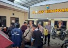 Polsek-Gedangan-Bagi-Takjil-Ramadhan,-Wujud-Kepedulian-kepada-Masyarakat
