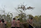 Penanganan-Karhutla-Hari-Keenam,-Brimob-Kembali-Turun-Di-Biak