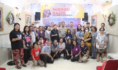 Minggu-Kasih-dan-Bakti-Sosial-Polresta-Sidoarjo-di-Gereja-Mahanaim-Pondok-Mutiara-Sidoarjo