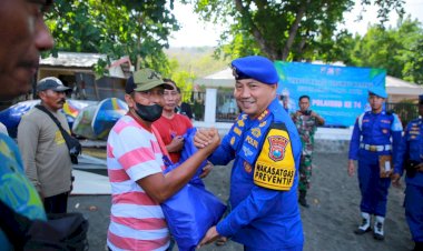 Jaga-Ketahanan-Pangan,Ditpolairud-Polda-Jatim-Rehab-Terumbu-Karang-di-HUT-Polairud-ke--74