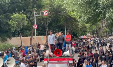 IMM-Gelar-Aksi-Damai-:-Desak-Harun-Masiku-Segera-di-Tangkap