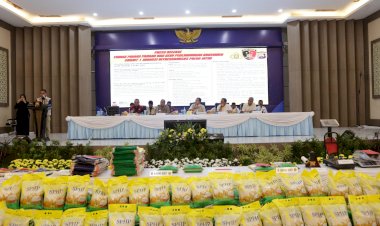 Polda-Jatim-Bongkar-Praktik-Beras-SPHP-Oplosan,-Tersangka-Asal-Probolinggo-Diamankan
