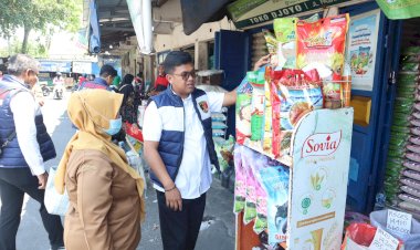 Satgas-Pangan-Polresta-Sidoarjo-Turun-Ke-Pasar,-Pastikan-Ketersediaan-Bahan-Pokok-Aman