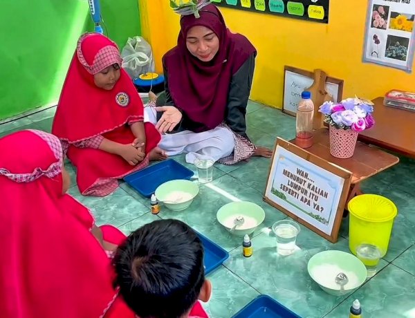 Mahasiswi IAI Al Khoziny Raih Juara I Lomba Microteaching Tingkat Nasional