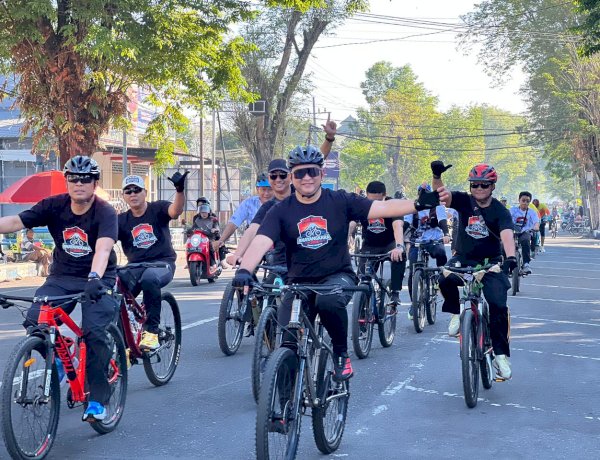 Polres Lumajang Gelar Gowes, Ribuan Pesepeda Sambut Hari Bhayangkara ke - 80