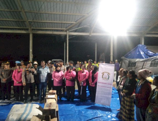 Polri Terus Perkuat Pelayanan Warga di Pengungsian Gunung Sinabung