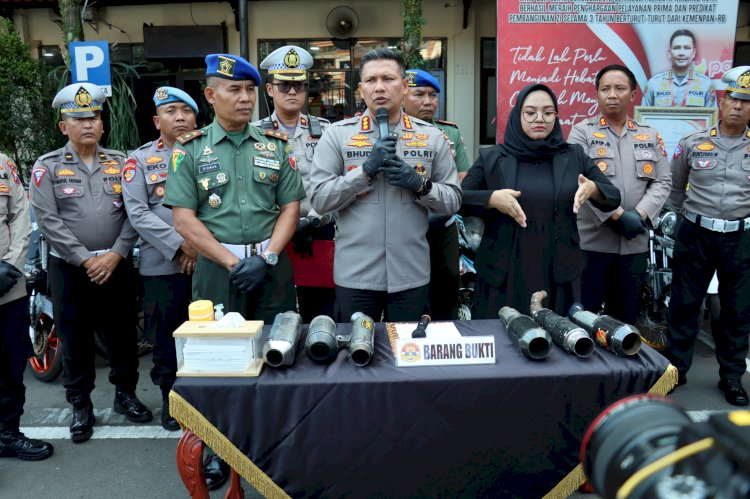 Cipta Kondisi Polisi Bersama TNI Amankan Ratusan Ranmor Diduga Untuk Bali di Kota Malang