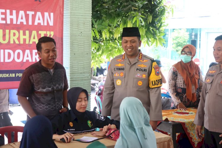 Beri Pesan Kamtibmas Kapolresta Sidoarjo pada Warga Kalisampurno di Jumat Curhat