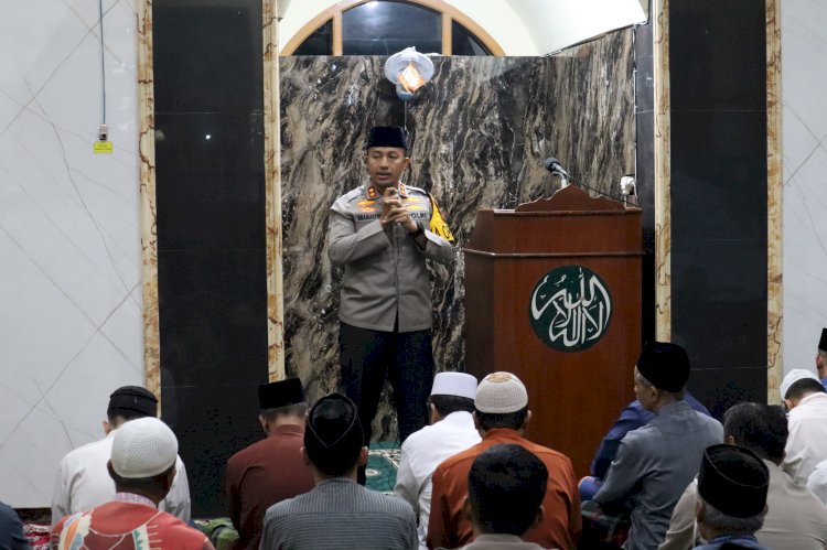 Cooling System Kapolres Kediri Kota Sambangi Jemaah Masjid As Sakinah