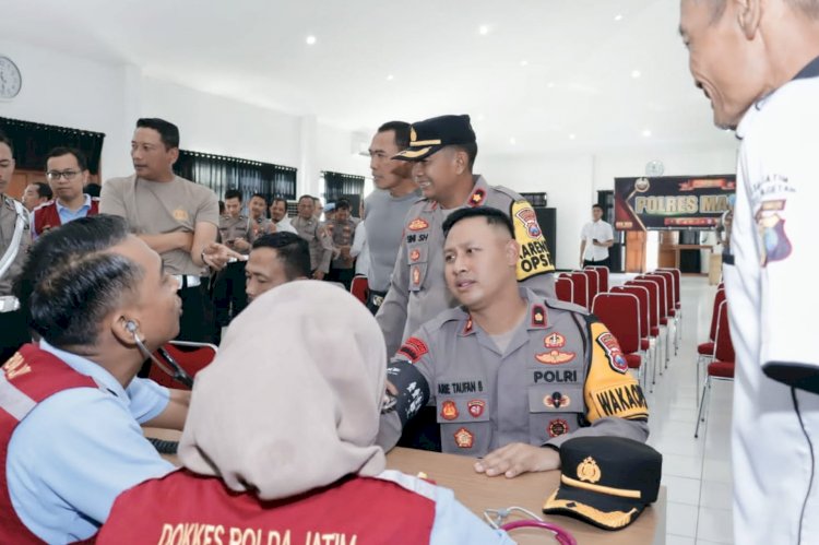 Jaga Kesehatan dan Ketahanan Tubuh, Polres Magetan Gelar Vaksinasi Untuk Anggota