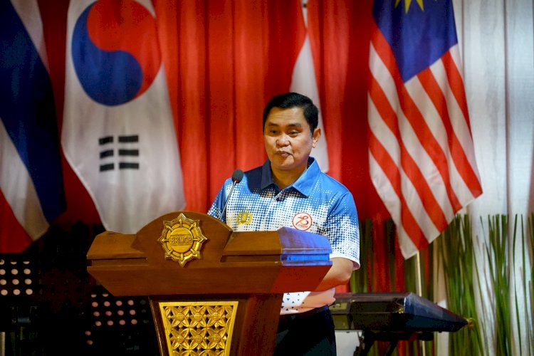 Resmi Ditutup! Tim Terjun Payung Polri Kembali Raih Prestasi Gemilang di Internasional Skydiving Championship Kapolri Cup 2024.