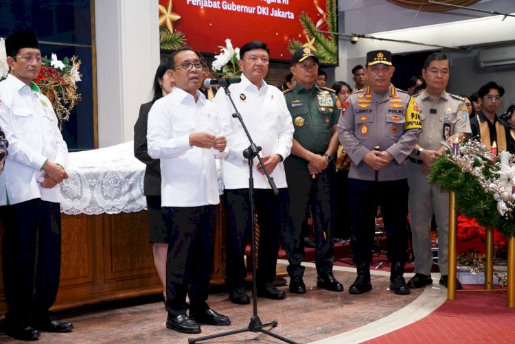 Pendeta Hingga Jemaat Gereja Apresiasi Pengamanan Natal Oleh Polri