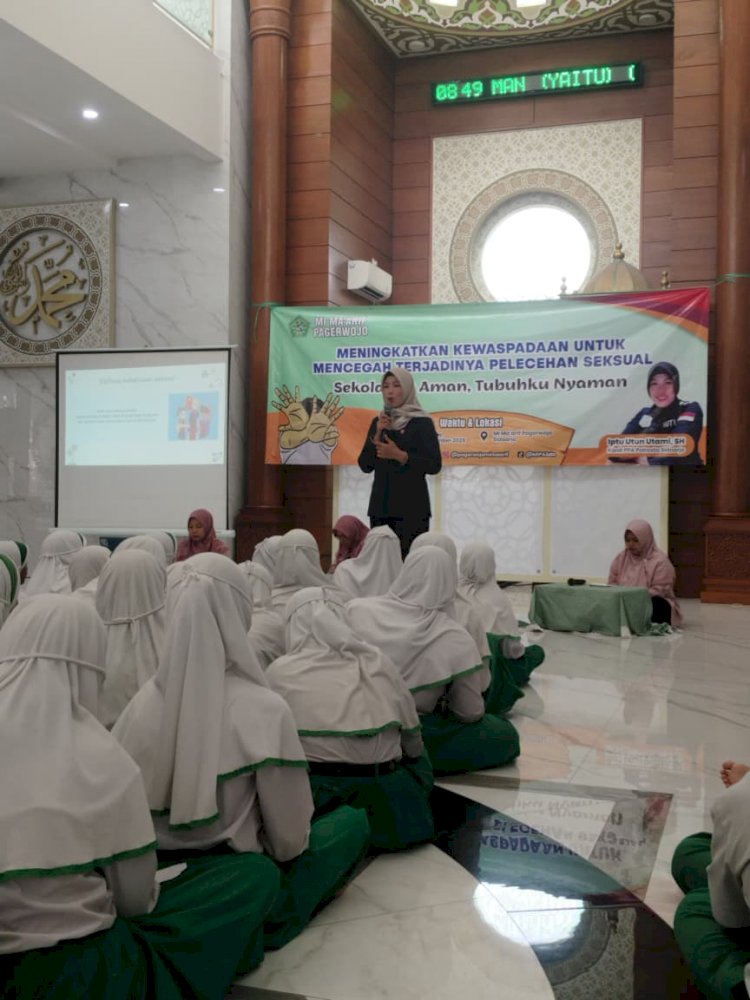 Polresta Sidoarjo Berikan Edukasi Anti Bullying dan Kekerasan pada Anak di MI Ma’arif Pagerwojo