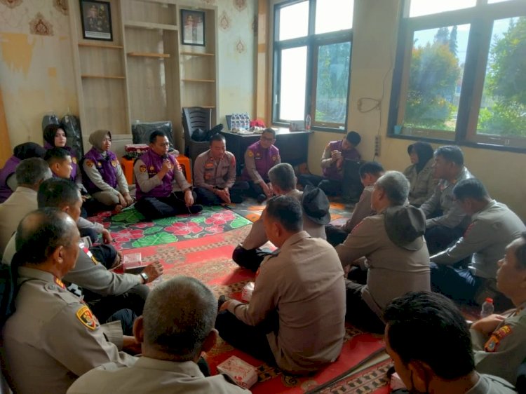 Rumah Terendam Tugas Tetap Jalan Trauma Healing Mabes Polri Hadir untuk Personel Polres Aceh Tamiang
